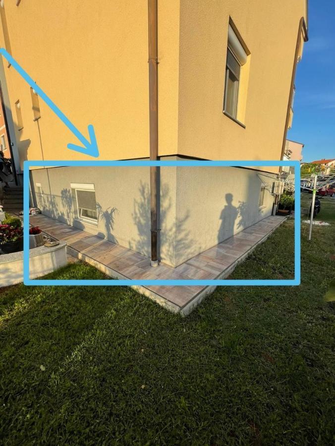 Moderne Souterrainwohnung ツリクヴェニツァ エクステリア 写真